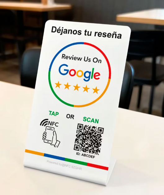 Expositor ClickReseñas en mostrador
